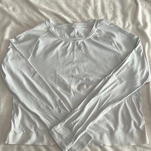 Lululemon size 6 top
